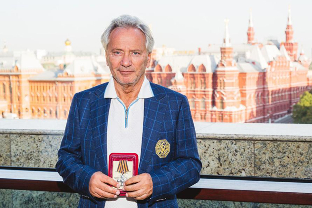 Владимир Киселёв награждён Георгиевским крестом