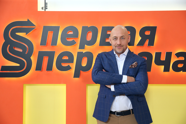 Алексей Куличков стал новым ведущим программы «Первая передача» на НТВ