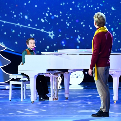 на телеканале «Россия» состоялся финальный гала-концерт девятого сезона Всероссийского конкурса юных талантов «Синяя птица»